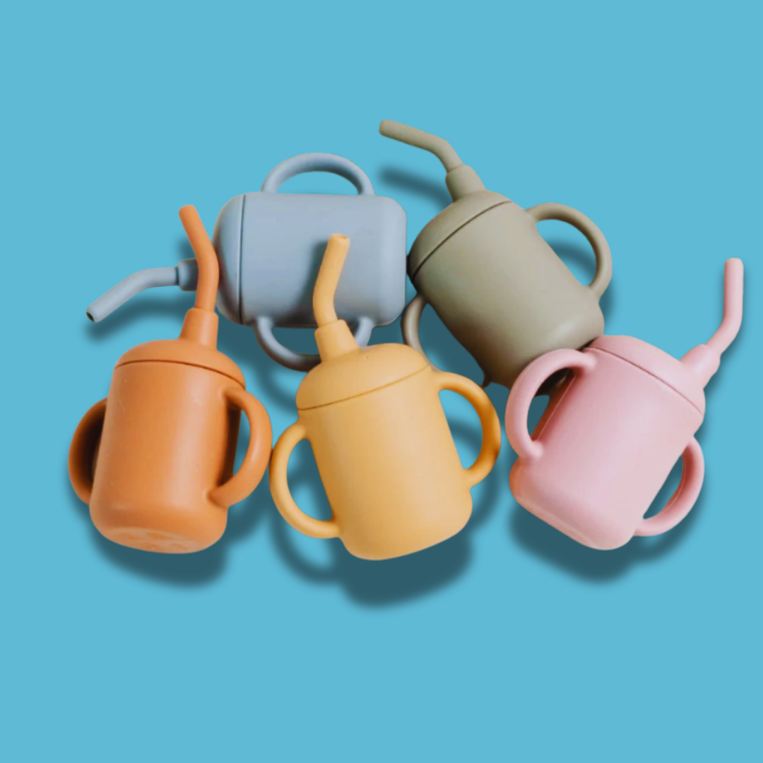 Copo Infantil Com Canudo Em Silicone Para Bebes E Crianças